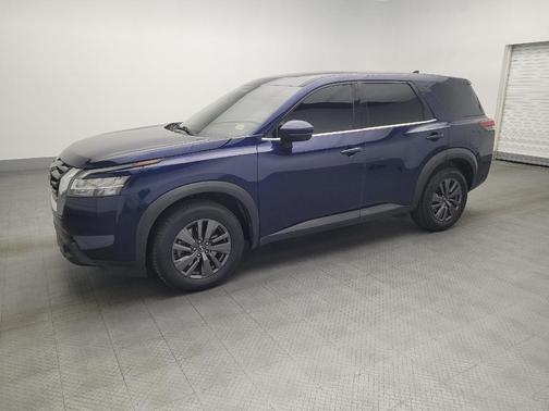 2022 Nissan Pathfinder S 4WD