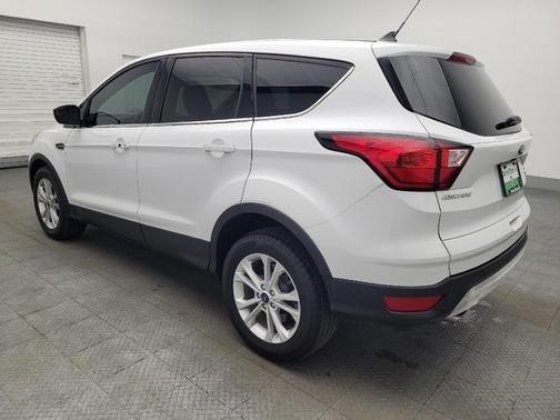 White 2019 Ford Escape SE