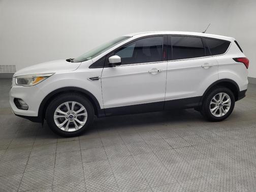 White 2019 Ford Escape SE