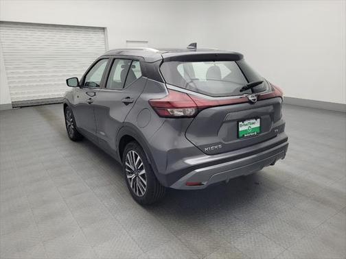 2022 Nissan Kicks SV