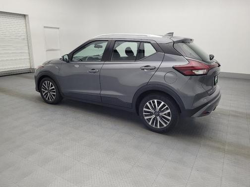 2022 Nissan Kicks SV