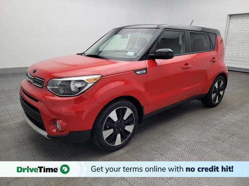 Red 2019 Kia Soul +
