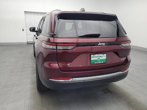 Velvet Red Pearlcoat 2023 Jeep Grand Cherokee Laredo