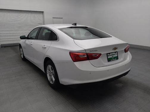 Summit White 2023 Chevrolet Malibu 1LS