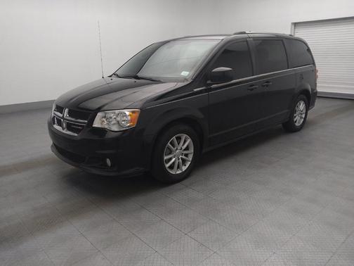 Black Onyx Crystal Pearlcoat 2019 Dodge Grand Caravan SXT