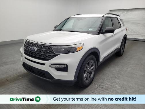 Oxford White 2021 Ford Explorer XLT