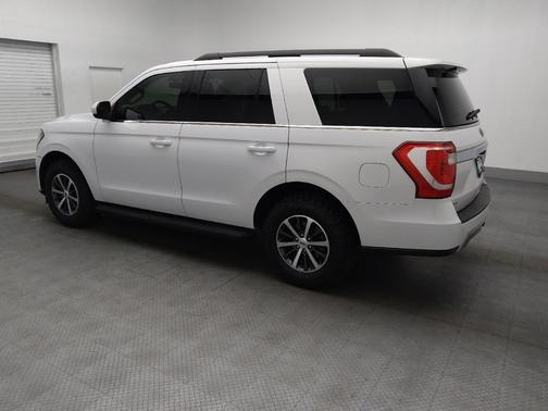 White 2019 Ford Expedition XLT
