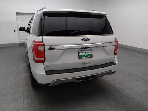 White 2019 Ford Expedition XLT