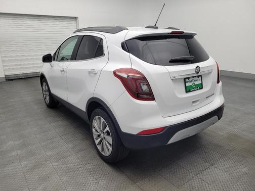 Summit White 2019 Buick Encore Preferred