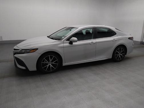 Gray 2023 Toyota Camry SE