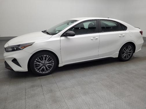Snow White Pearl 2022 Kia Forte GT-Line