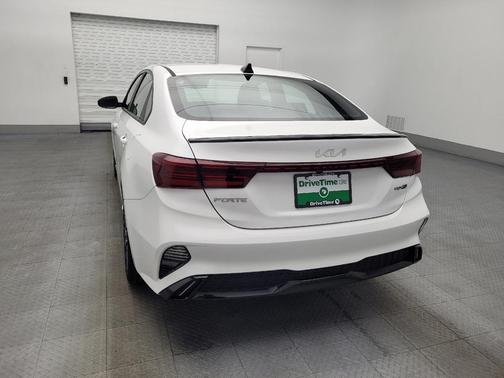 Snow White Pearl 2022 Kia Forte GT-Line