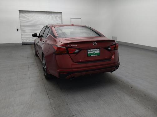 Scarlet Ember Tintcoat 2019 Nissan Altima 2.5 SL