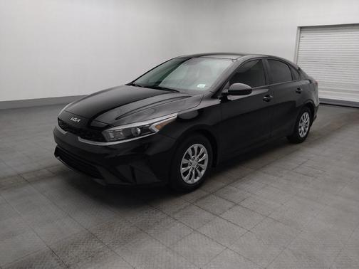 Black 2024 Kia Forte LX