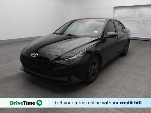 Black 2023 Hyundai ELANTRA SEL