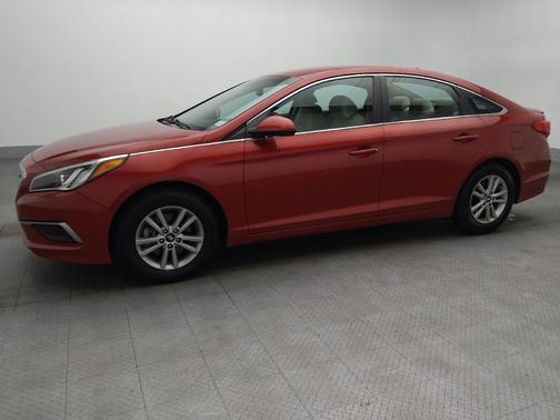 2017 Hyundai SONATA SE