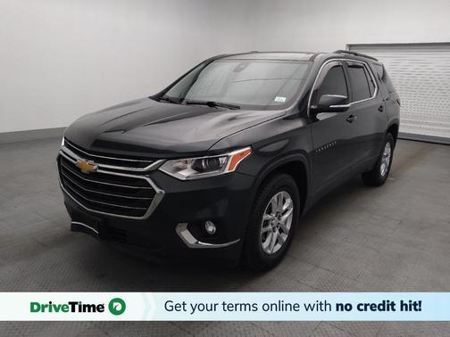 Gray 2020 Chevrolet Traverse LT Cloth