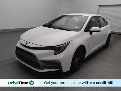White 2022 Toyota Corolla SE