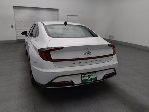 Quartz White 2022 Hyundai SONATA SE
