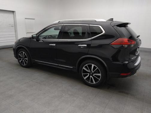 Magnetic Black 2018 Nissan Rogue SL