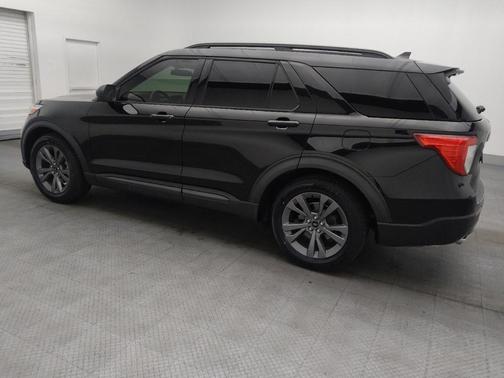 Agate Black Metallic 2021 Ford Explorer XLT