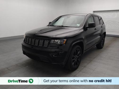 Diamond Black Crystal Pearlcoat 2021 Jeep Grand Cherokee Laredo