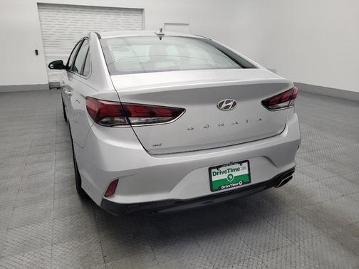 2018 Hyundai SONATA SE