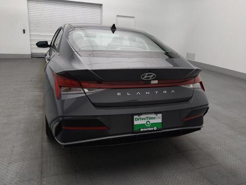 Gray 2025 Hyundai ELANTRA SEL