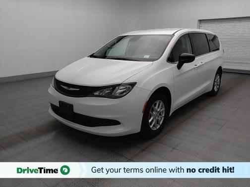 Bright White Clearcoat 2024 Chrysler Voyager LX