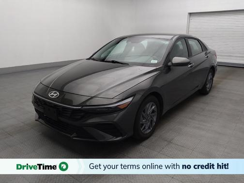 Silver 2024 Hyundai ELANTRA SEL