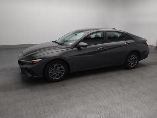 Silver 2024 Hyundai ELANTRA SEL