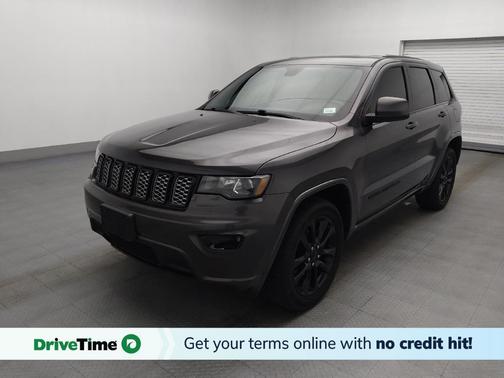 Granite Crystal Metallic Clearcoat 2020 Jeep Grand Cherokee Altitude