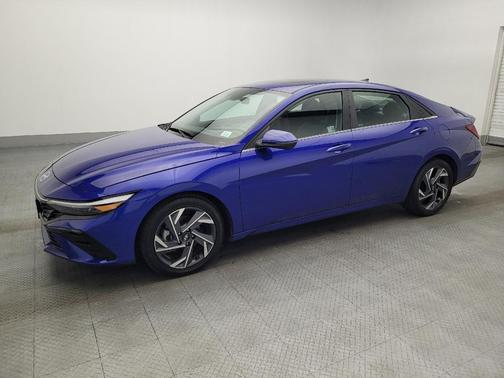 2024 Hyundai ELANTRA Limited