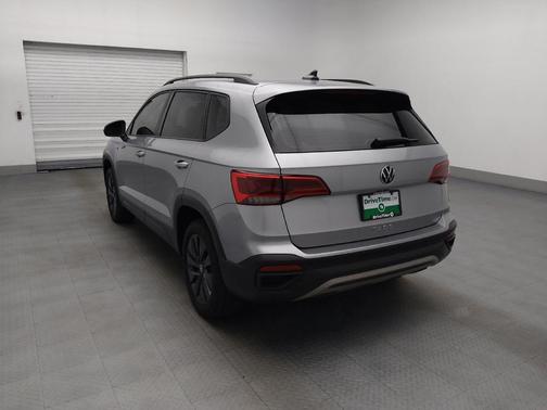 Platinum Gray Metallic 2024 Volkswagen Taos 1.5T S