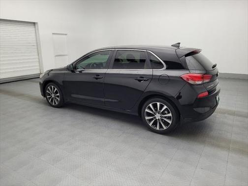 2020 Hyundai Elantra GT Base