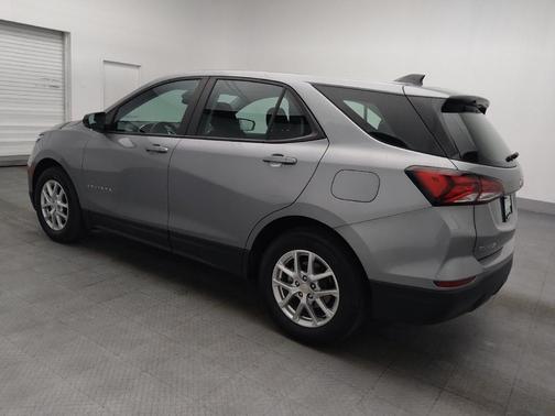 Sterling Gray Metallic 2023 Chevrolet Equinox LS