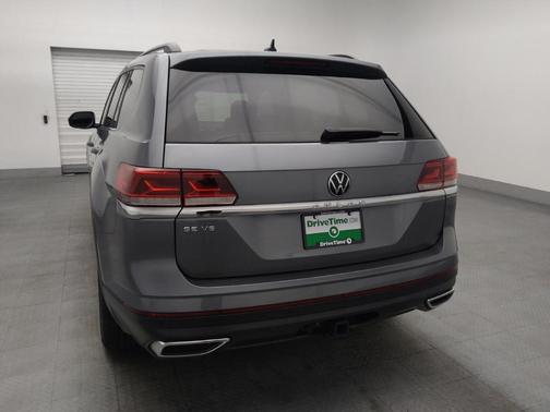 Blue 2022 Volkswagen Atlas SE w/Tech Pkg
