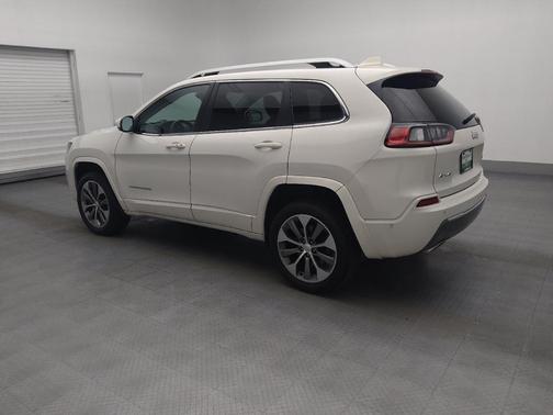 2019 Jeep Cherokee Overland