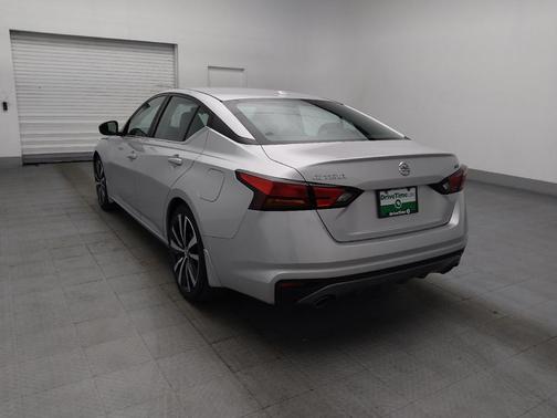 Brilliant Silver Metallic 2019 Nissan Altima 2.5 SR