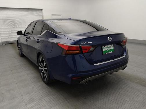 2020 Nissan Altima SR FWD