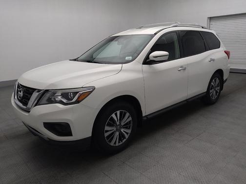 2020 Nissan Pathfinder S 2WD