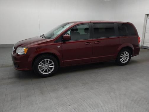 Octane Red Pearlcoat 2019 Dodge Grand Caravan SE