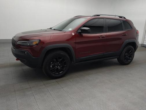 Velvet Red Pearlcoat 2022 Jeep Cherokee Trailhawk