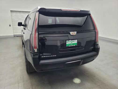 2019 Cadillac Escalade Luxury