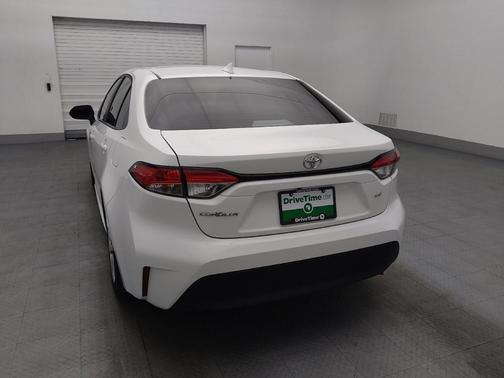 Ice Cap 2025 Toyota Corolla LE