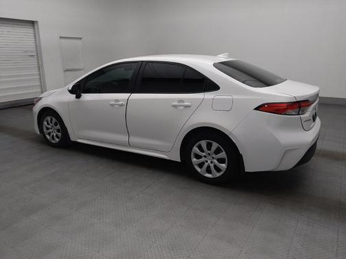 Ice Cap 2025 Toyota Corolla LE