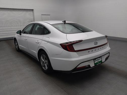 Quartz White 2022 Hyundai SONATA SE