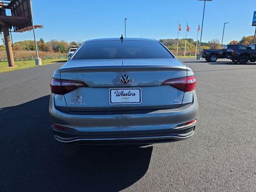 2023 Volkswagen Jetta 1.5T SE