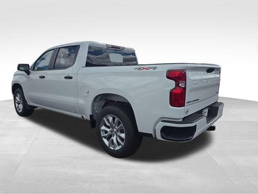 Summit White 2023 Chevrolet Silverado 1500 Custom