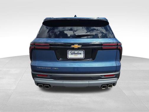 Lakeshore Blue Metallic 2026 Chevrolet Traverse LT